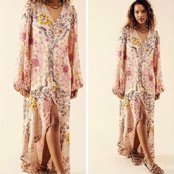 Free People
Maris Printed Midi Dress
Size M
Retail $169 - Picture 1 of 8